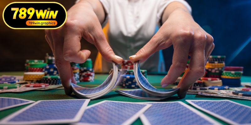 Mẹo Chơi Phỏm Hiệu Quả Từ Những Bậc Thầy Bài Tây